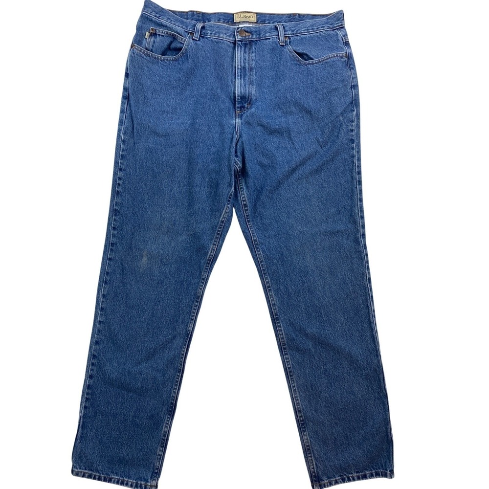 LL Bean Classic Fit Jeans Men 40x34 Blue Denim Straight Leg Cotton Rugged